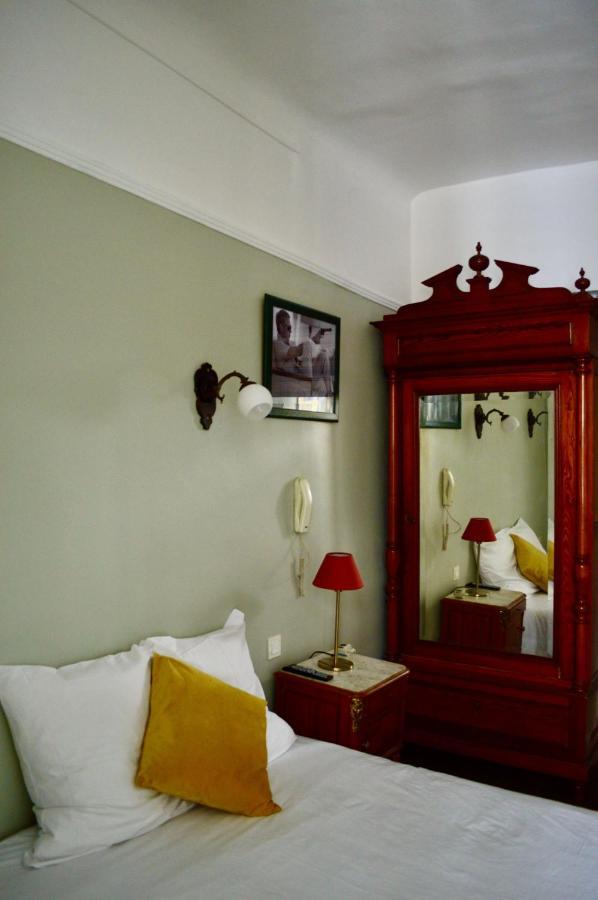Saint Charles & Coliving